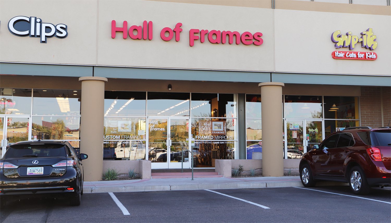 Hall of Frames Chandler Arizona near downtown Chandler and the Chandler Regional Medical Center and Chandler Fashion Center near Costco, Target, and Bed Bath and Beyond.