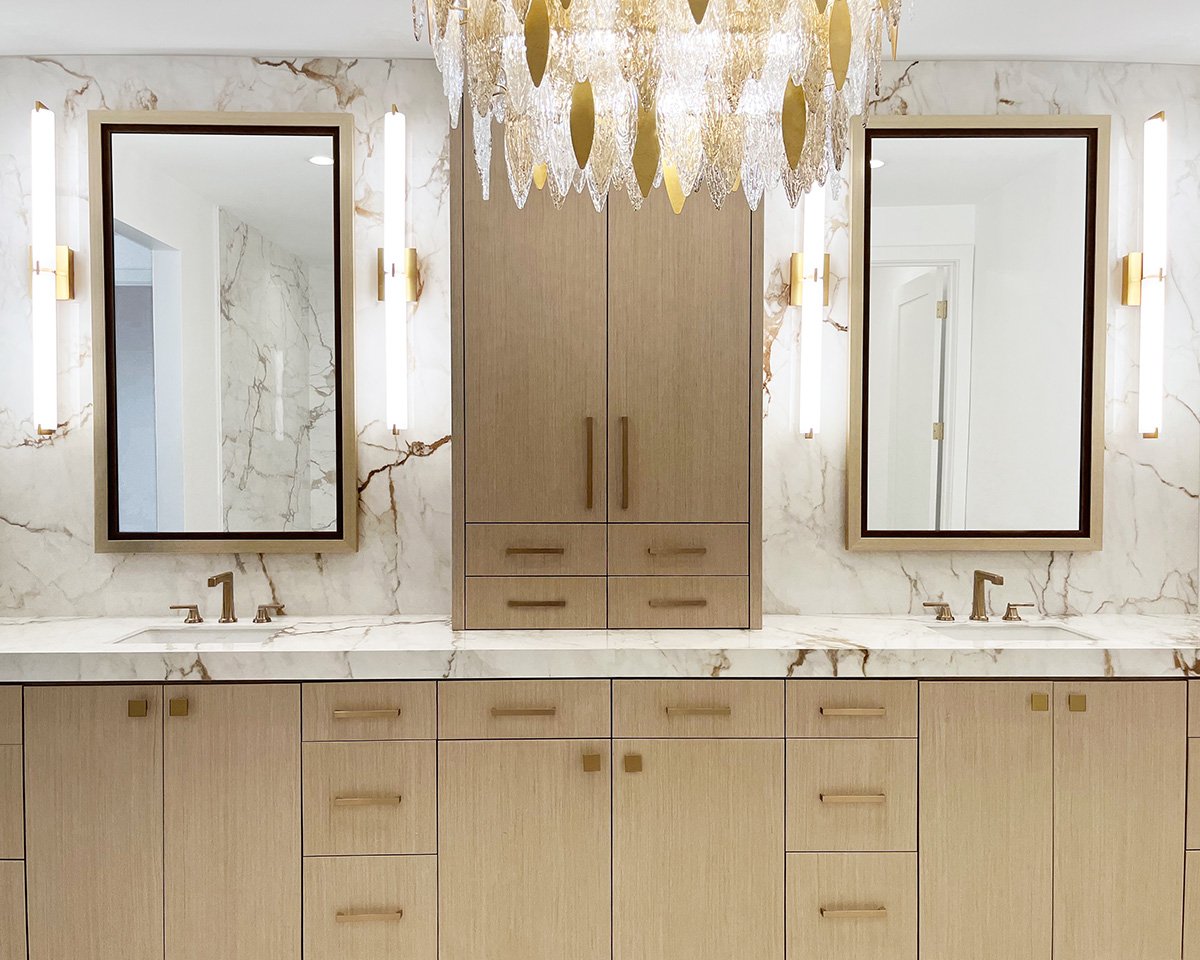 A photo of two custom framed mirrors in a bathroom Hall of Frames